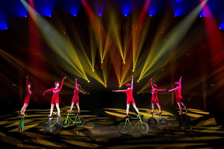 Les Jeux du cirque, par les Etoiles du cirque de Pékin
